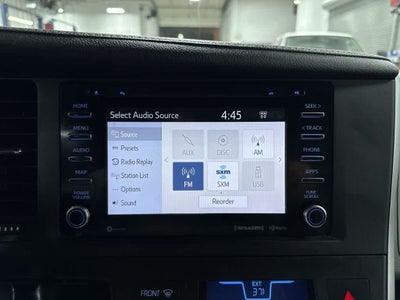 2020 Toyota Sienna XLE