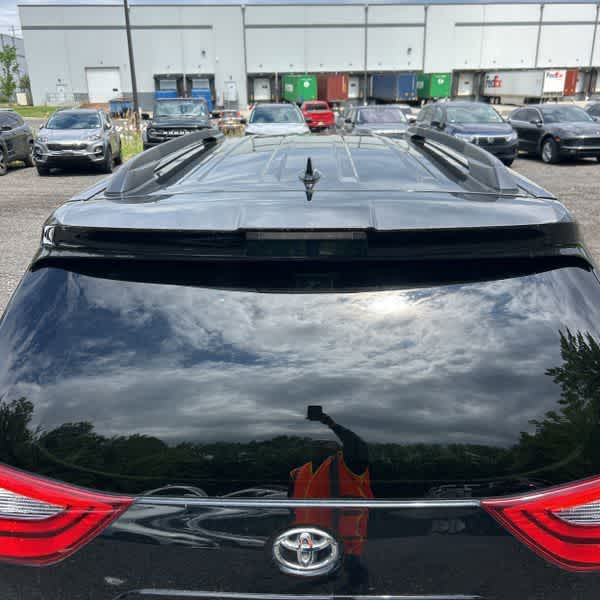 2020 Toyota Sienna XLE