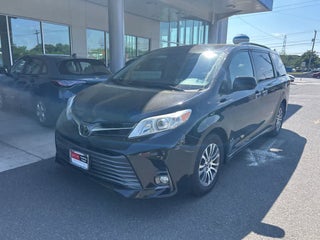 2020 Toyota Sienna XLE