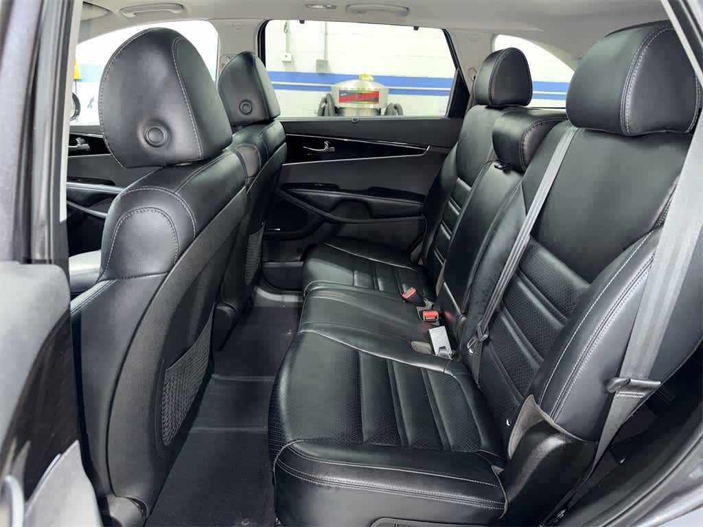 2019 Kia Sorento EX V6