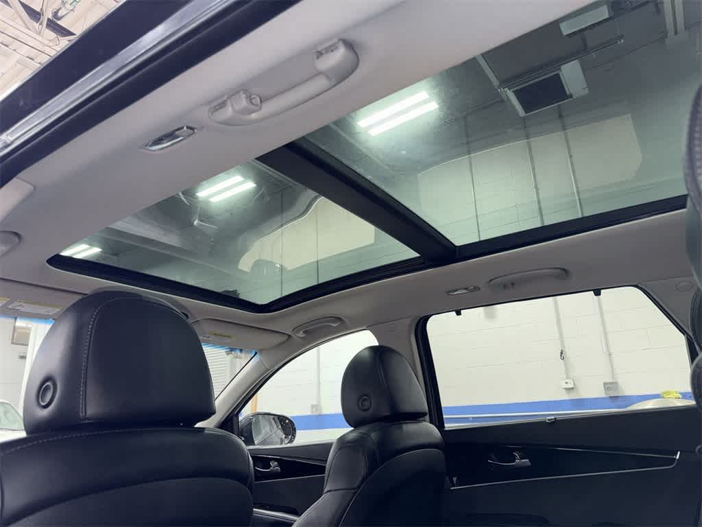 2019 Kia Sorento EX V6