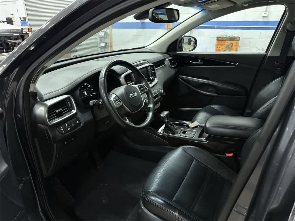 2019 Kia Sorento EX V6