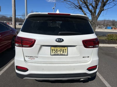 2019 Kia Sorento EX V6