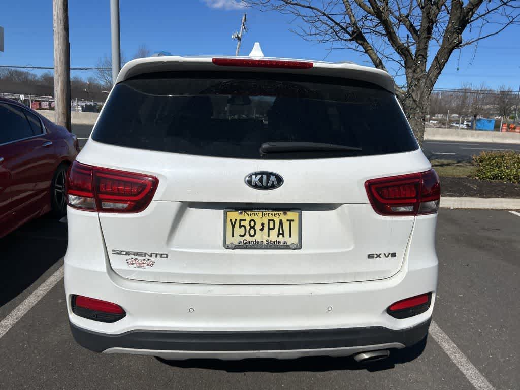 2019 Kia Sorento EX V6