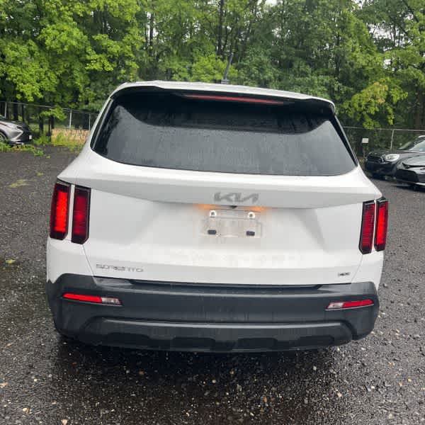 2023 Kia Sorento LX