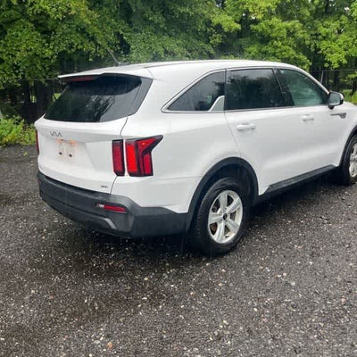 2023 Kia Sorento LX