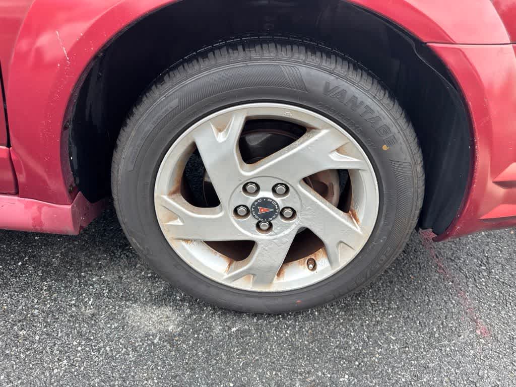 2008 Pontiac Vibe 4dr HB