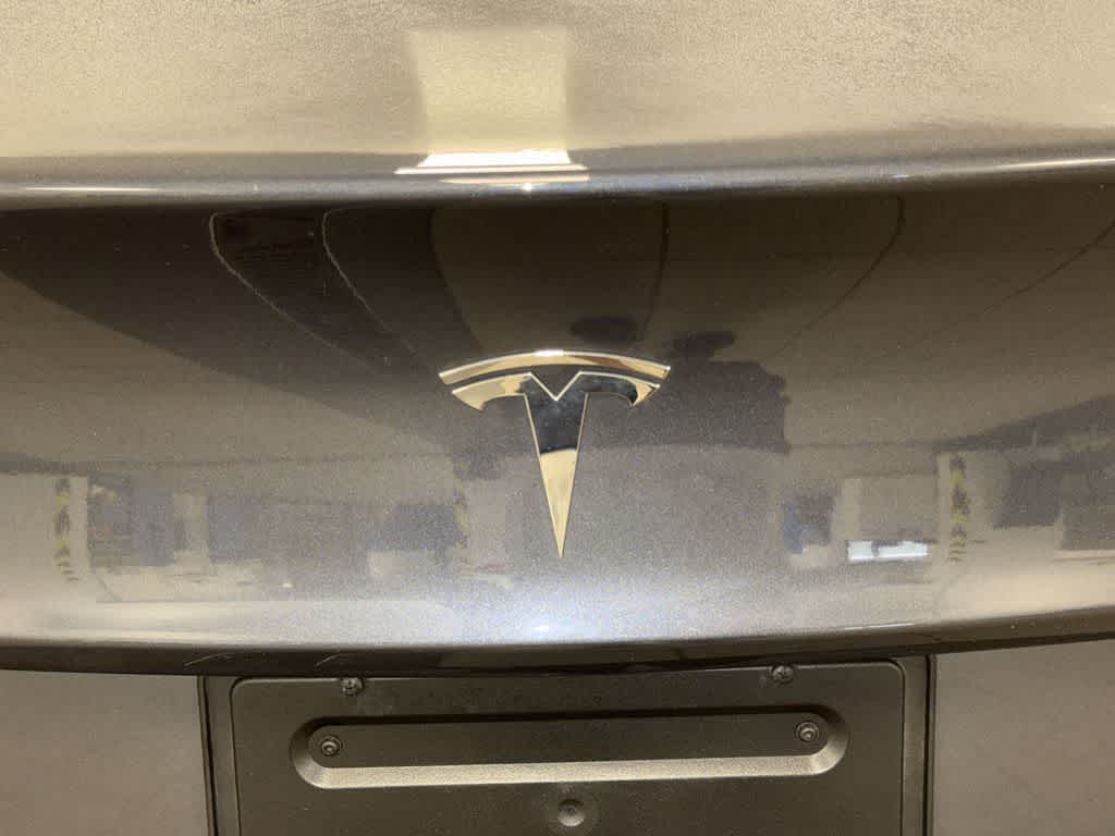 2023 Tesla Model 3 RWD