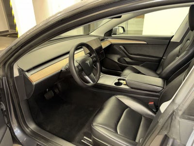 2023 Tesla Model 3 RWD