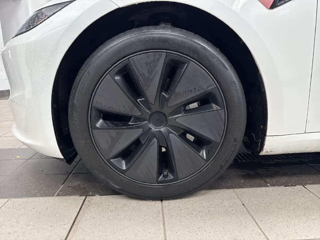 2024 Tesla Model 3 RWD