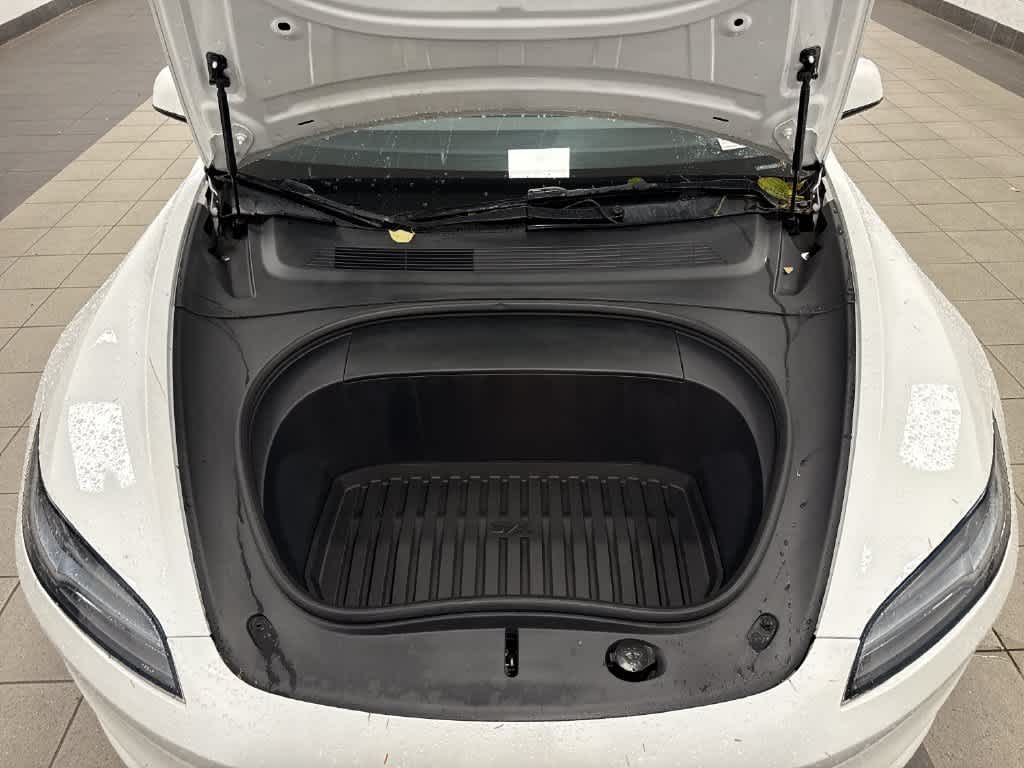 2024 Tesla Model 3 RWD