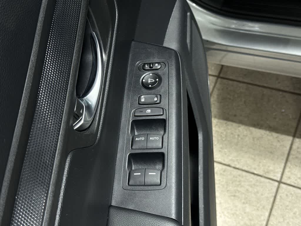 2023 Honda CR-V Hybrid Base