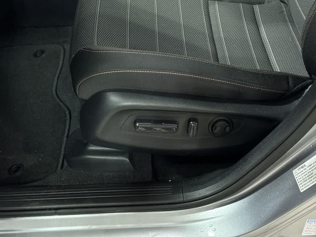 2023 Honda CR-V Hybrid Base