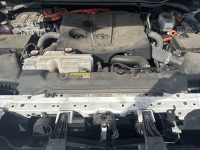 2024 Toyota Sequoia SR5