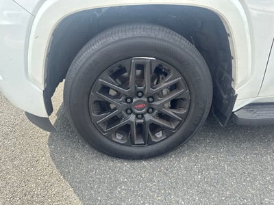 2024 Toyota Sequoia SR5