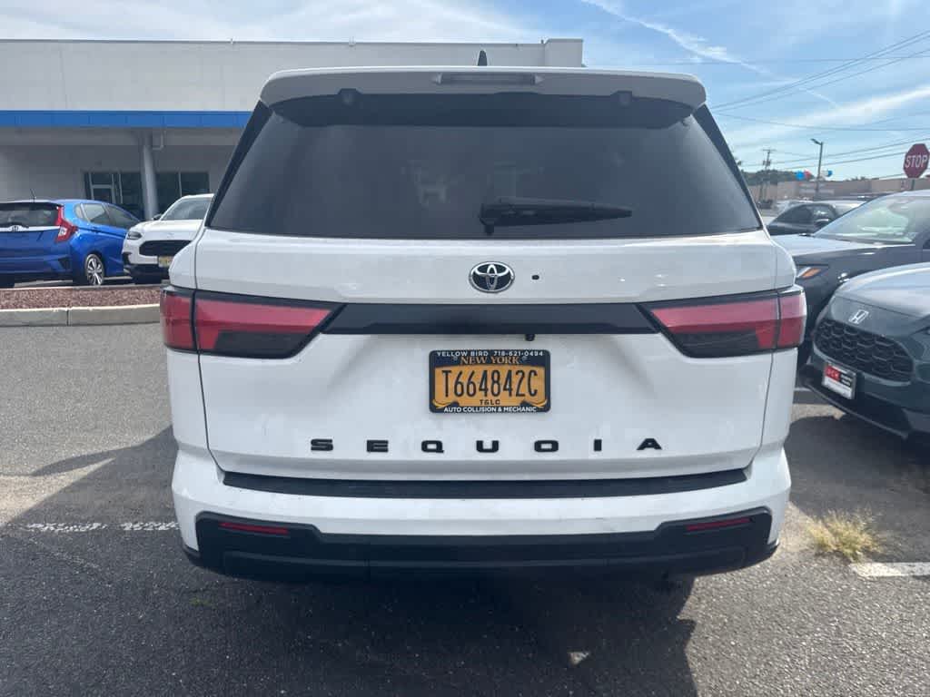 2024 Toyota Sequoia SR5