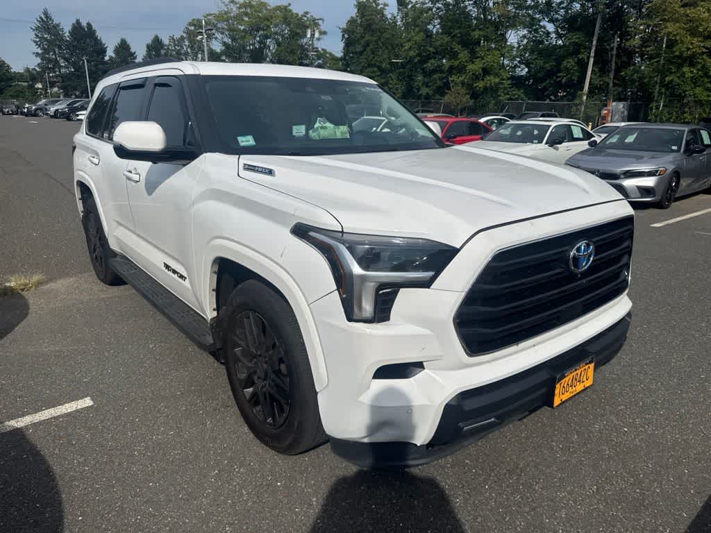 2024 Toyota Sequoia SR5