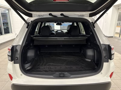 2025 Subaru Forester Premium Hybrid