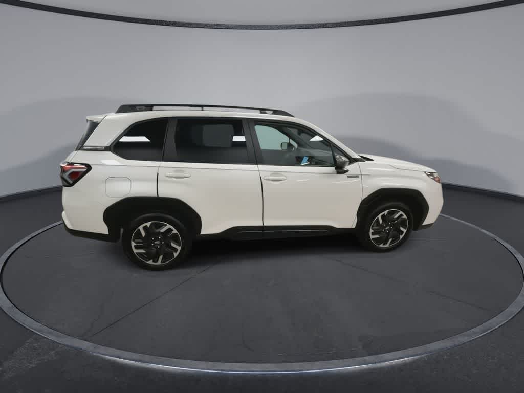 2025 Subaru Forester Premium Hybrid