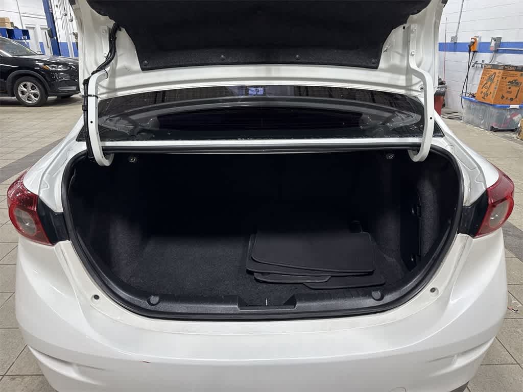 2015 Mazda MAZDA3 i Sport