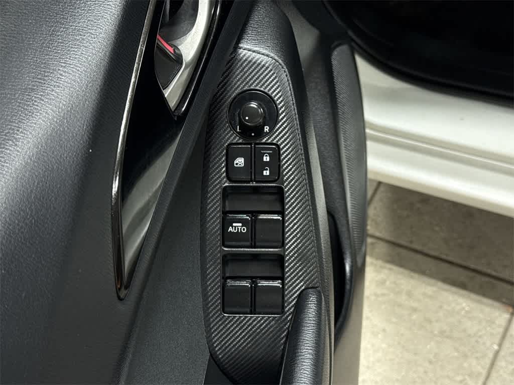 2015 Mazda MAZDA3 i Sport