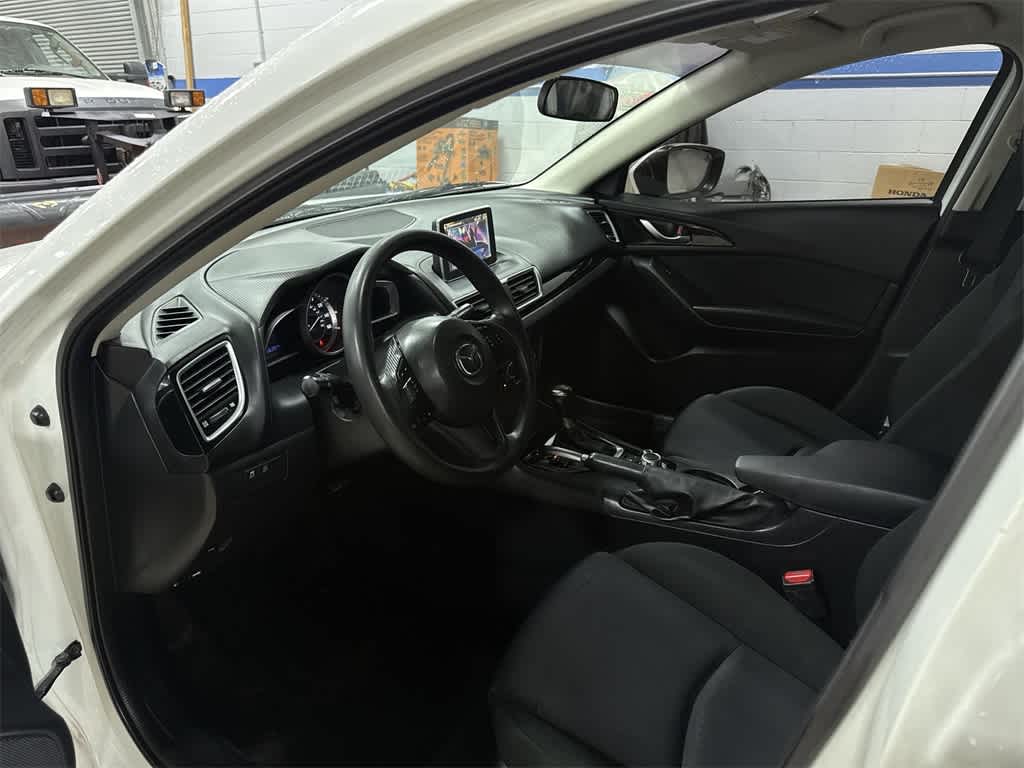 2015 Mazda MAZDA3 i Sport