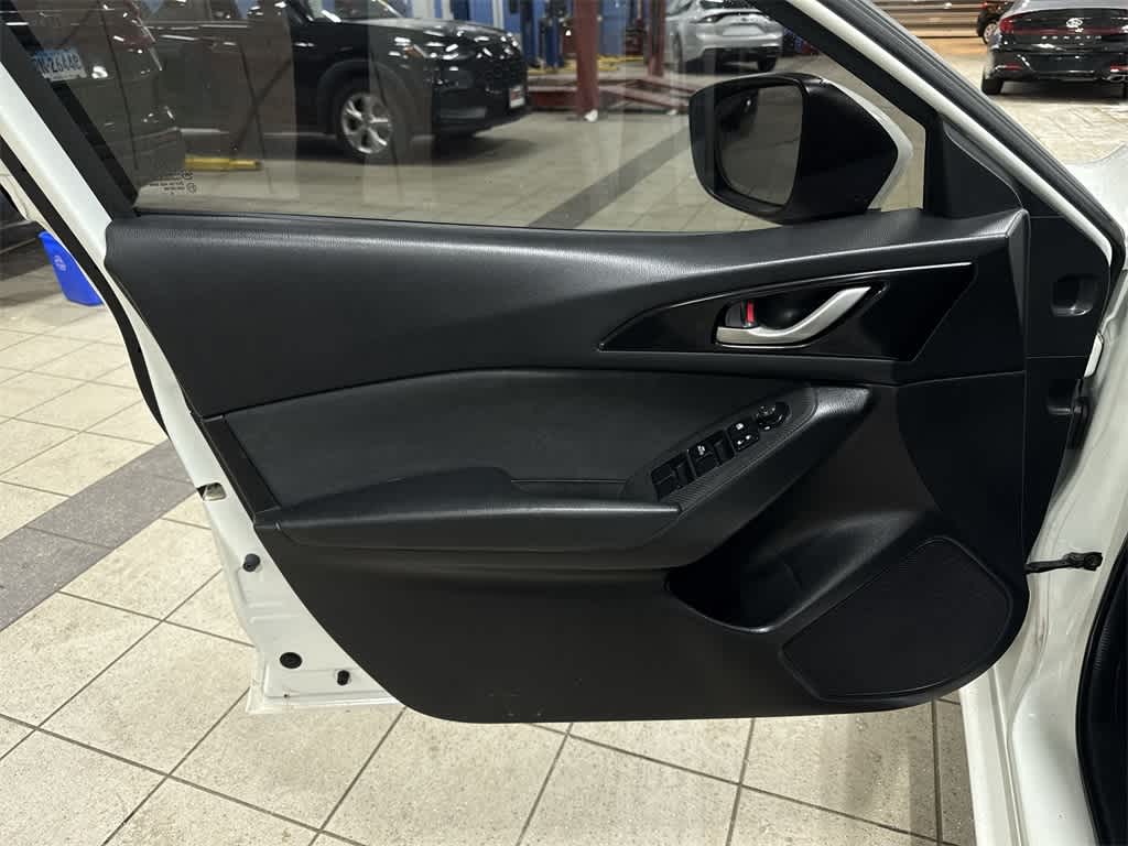 2015 Mazda MAZDA3 i Sport