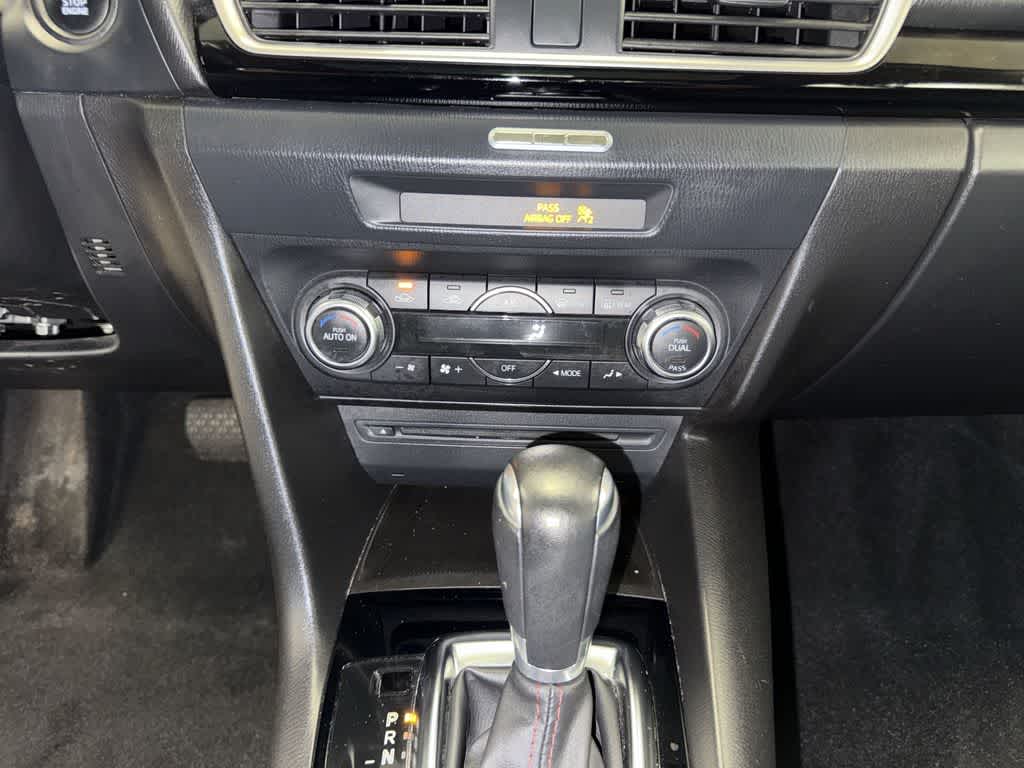 2016 Mazda Mazda3 i Touring