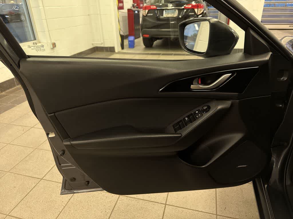 2016 Mazda Mazda3 i Touring