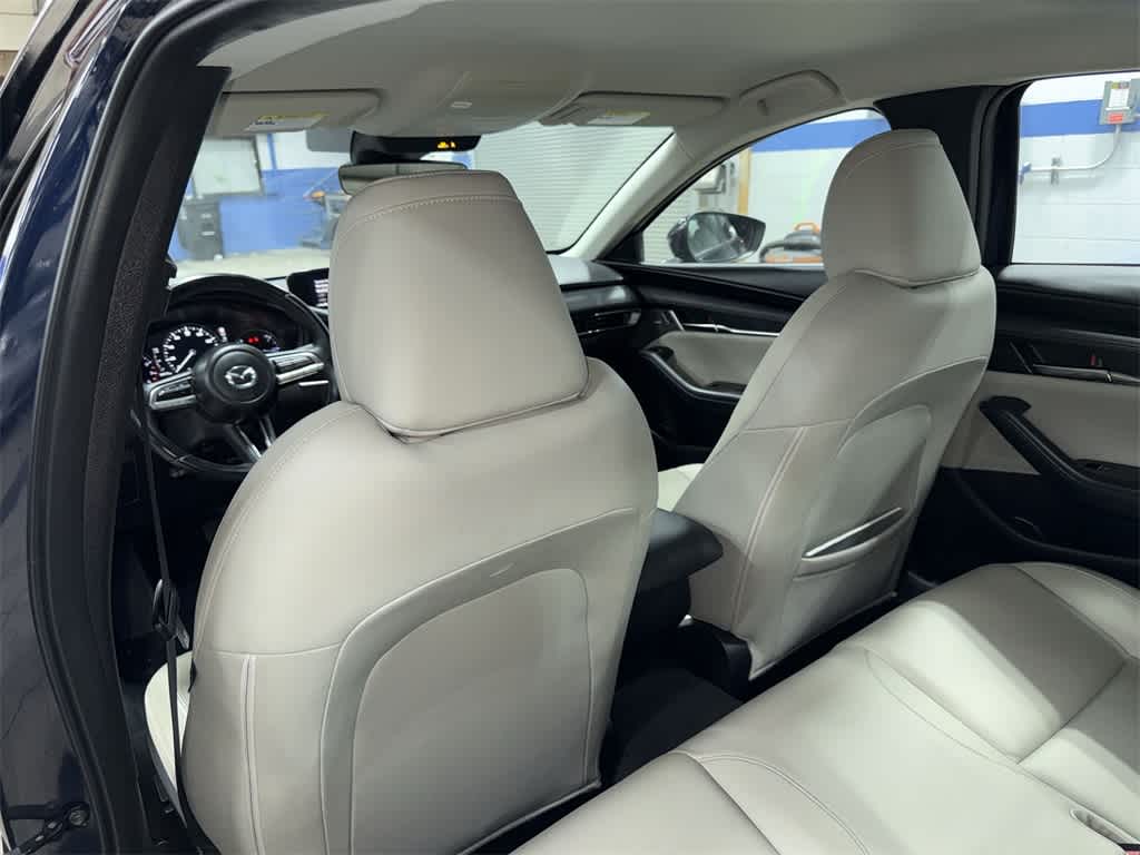 2019 Mazda MAZDA3 w/Preferred Pkg