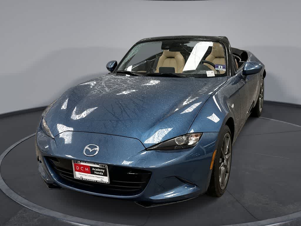 2019 Mazda MX-5 Miata Grand Touring's photo