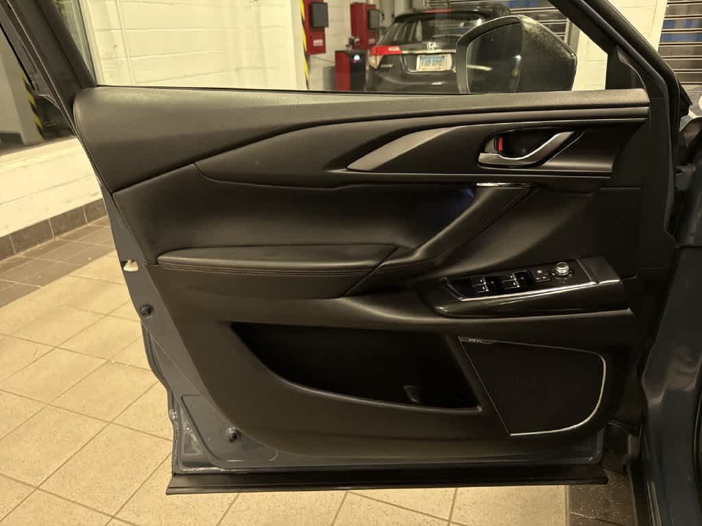 2023 Mazda Mazda CX-9 Carbon Edition