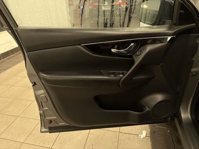 2017 Nissan Rogue Sport SL