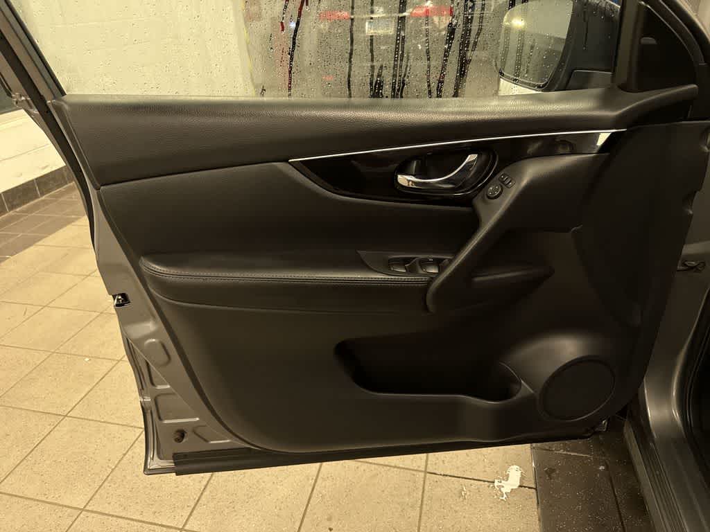 2017 Nissan Rogue Sport SL