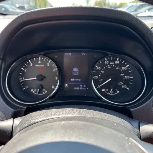 2020 Nissan Rogue Sport SV