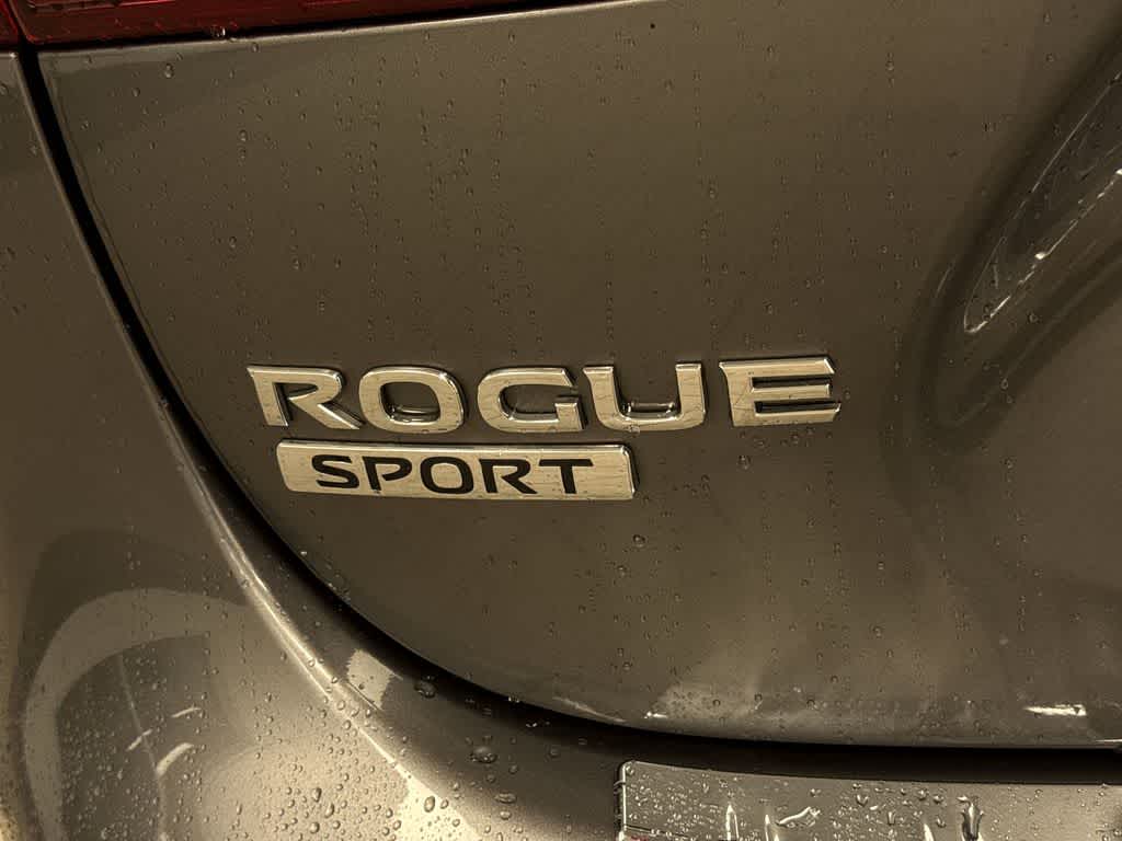 2020 Nissan Rogue Sport SV