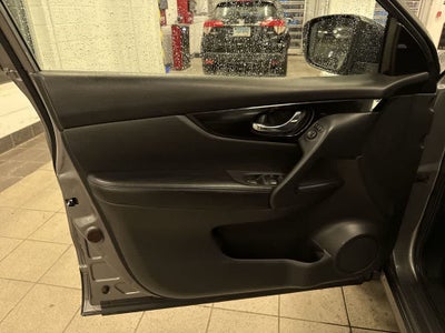2020 Nissan Rogue Sport SV
