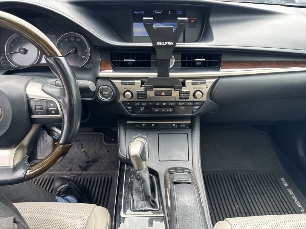2016 Lexus ES 350 4dr Sdn