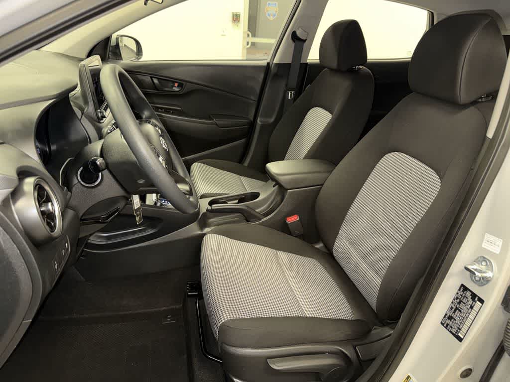 2023 Hyundai Kona SE
