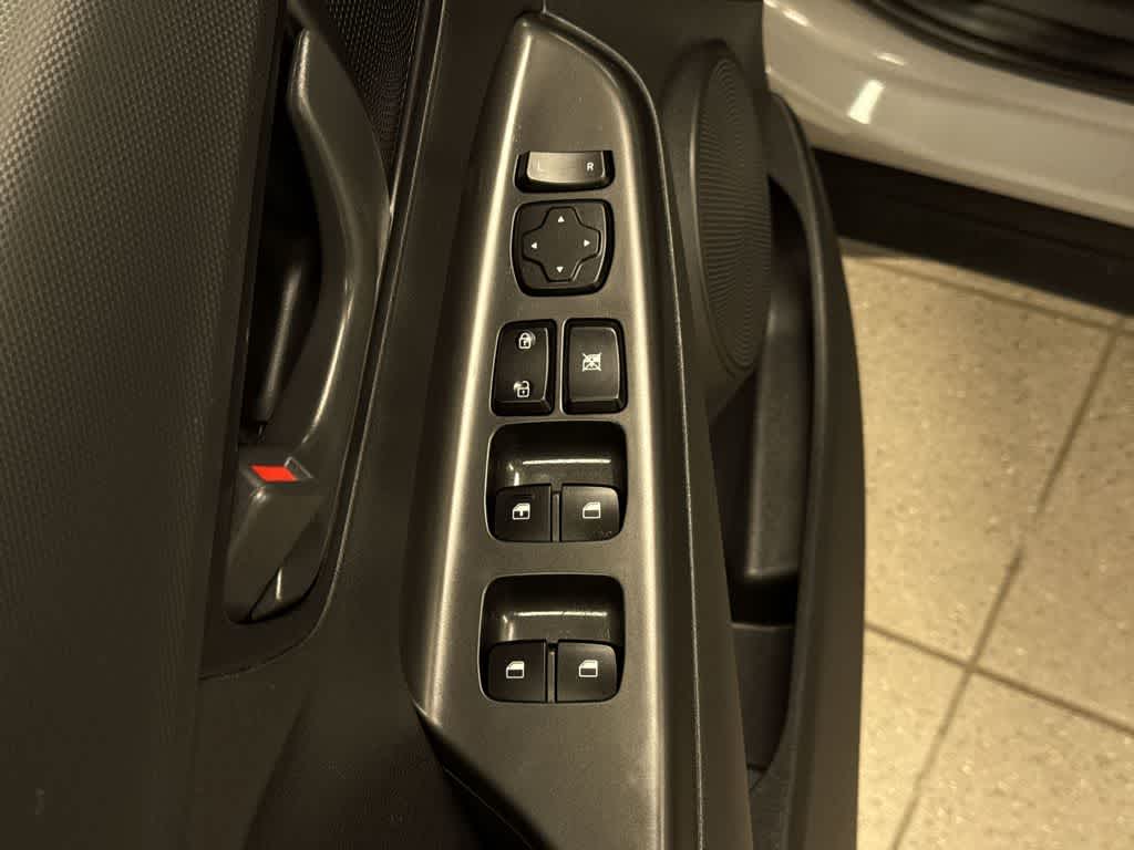 2023 Hyundai Kona SE
