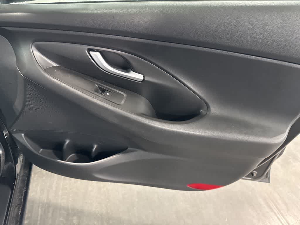 2019 Hyundai Elantra GT Auto