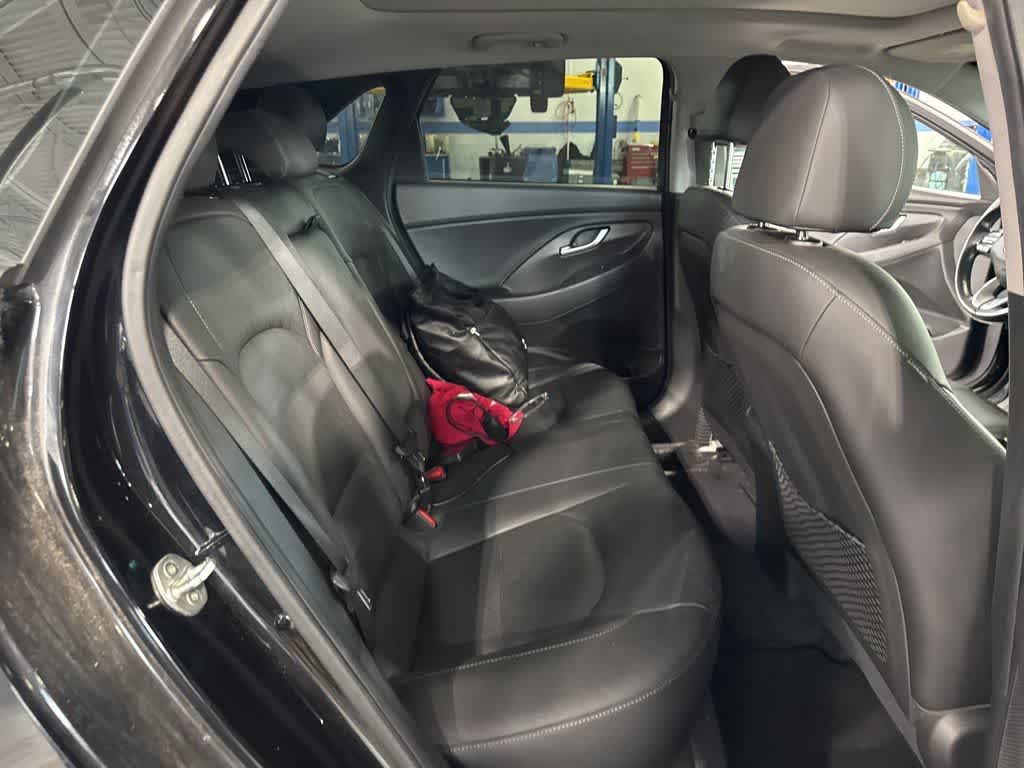 2019 Hyundai Elantra GT Auto