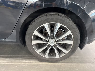 2019 Hyundai Elantra GT Auto