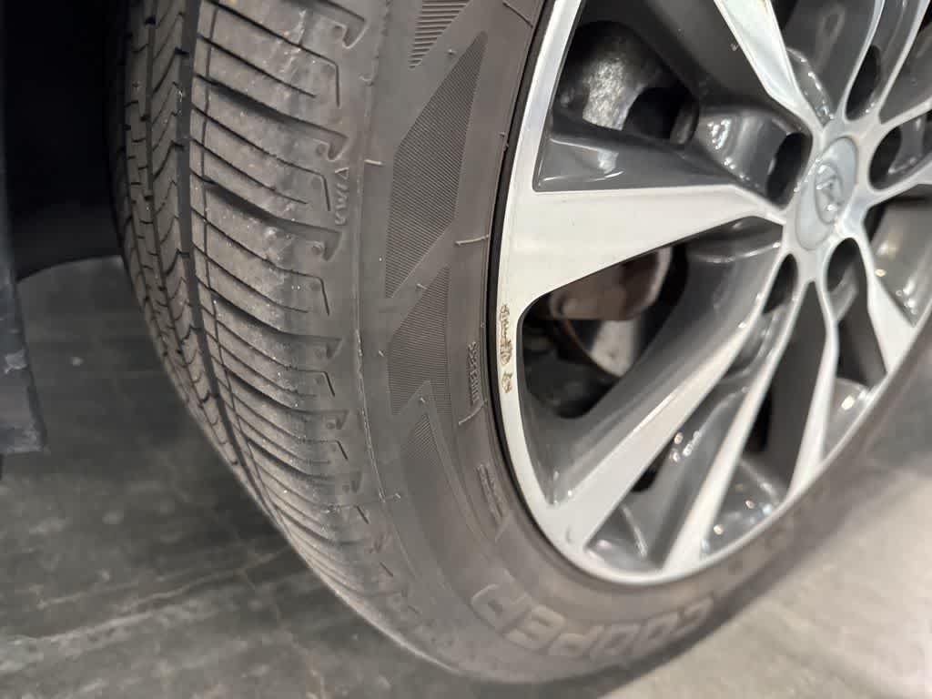 2019 Hyundai Elantra GT Auto