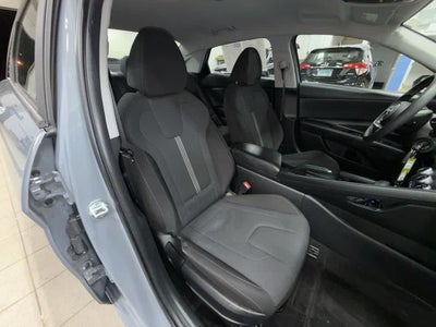 2022 Hyundai Elantra SE