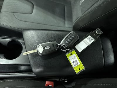 2022 Hyundai Elantra SE