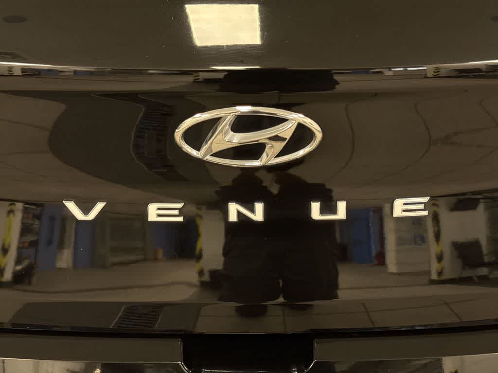 2021 Hyundai Venue SEL