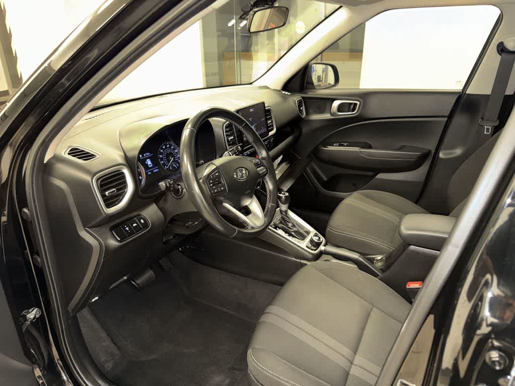 2021 Hyundai Venue SEL
