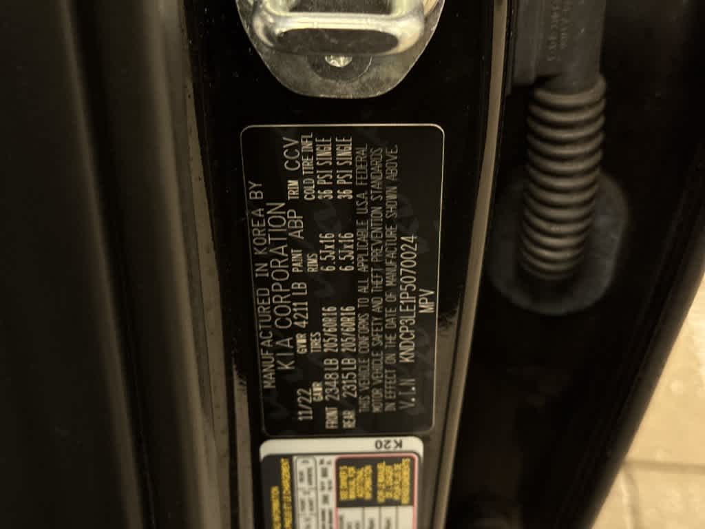 2023 Kia Niro LX
