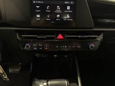2023 Kia Niro LX